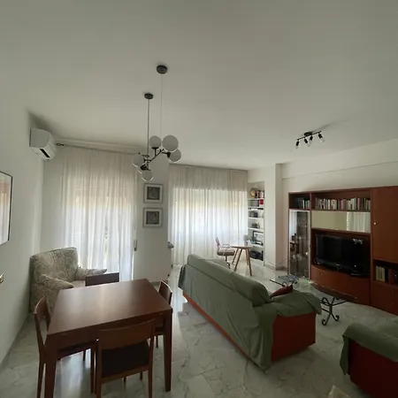Paola' S Home-terrace And Metro